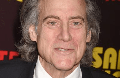 Comedian Richard Lewis Passes Away at 76: A Tribute to His Iconic Career