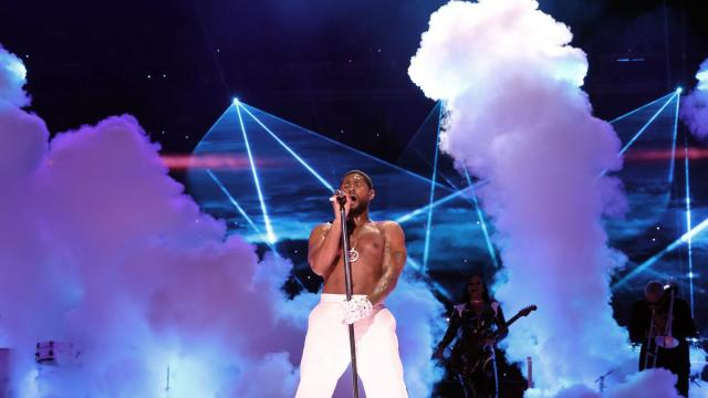 Usher’s Electrifying Super Bowl Halftime Show 